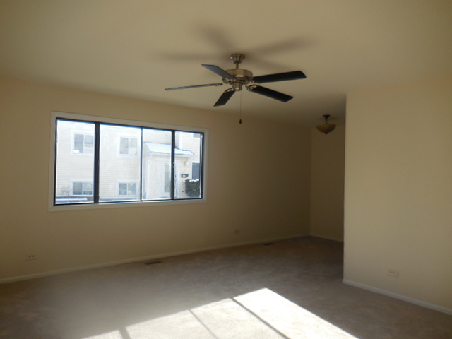 844 Cambridge Pl #129A, Wheeling, IL 60090 photo 4