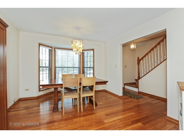 4551 Olmstead Dr, Hoffman Estates, IL 60192 photo 4