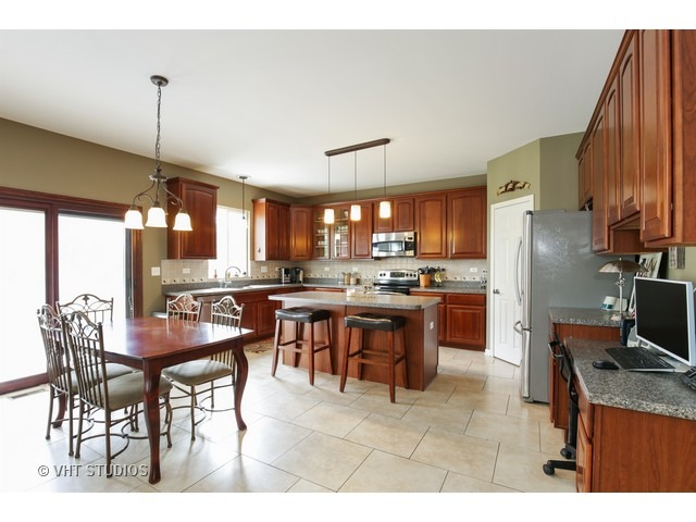 11 Benton Ct, Algonquin, IL 60102 photo 10