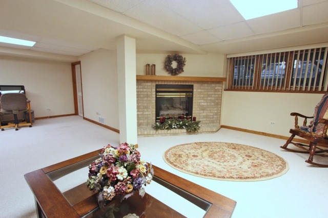 121 Schiller Pl, Itasca, IL 60143 photo 12