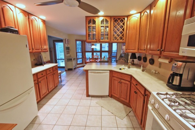 121 Schiller Pl, Itasca, IL 60143 photo 4