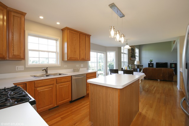 2109 Bent Tree Dr, Geneva, IL 60134 photo 9