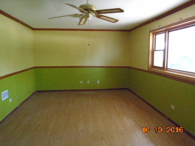 413 N Sixth St, Peotone, IL 60468 photo 2