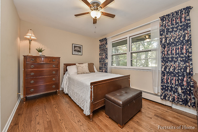 1152 E Chicago Ave, Naperville, IL 60540 photo 13