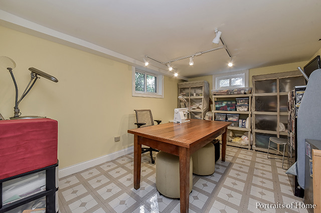 1152 E Chicago Ave, Naperville, IL 60540 photo 20