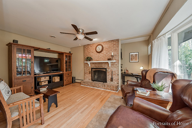 1152 E Chicago Ave, Naperville, IL 60540 photo 10