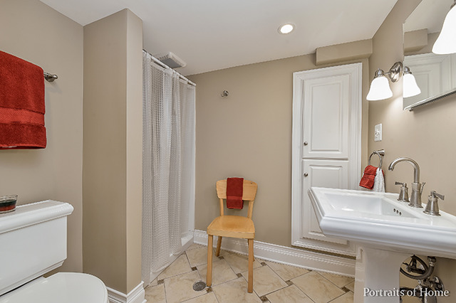 1152 E Chicago Ave, Naperville, IL 60540 photo 22