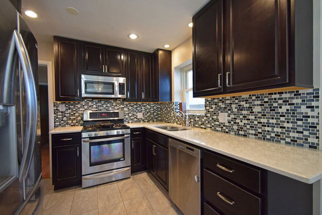 6028 N Artesian Ave, Chicago, IL 60659 photo 7