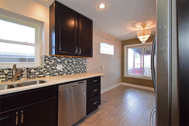 6028 N Artesian Ave, Chicago, IL 60659 photo 5