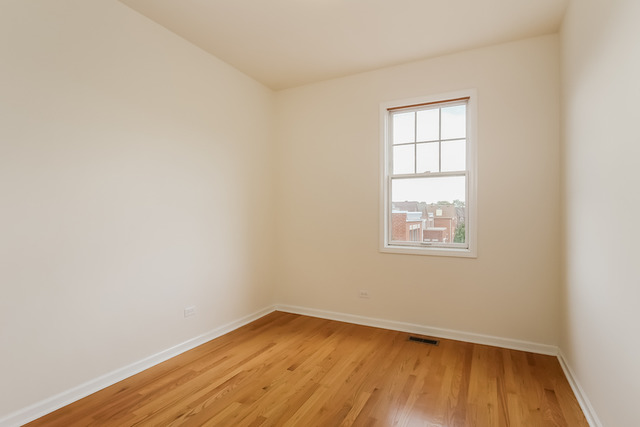 1149 E 46th St, Chicago, IL 60653 photo 15