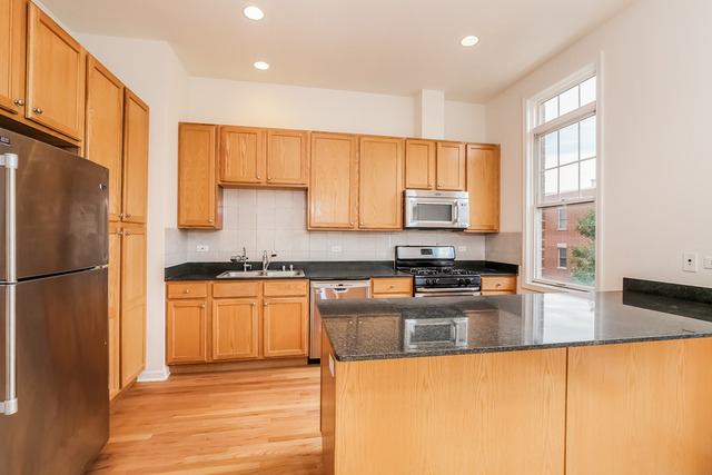 1149 E 46th St, Chicago, IL 60653 photo 7