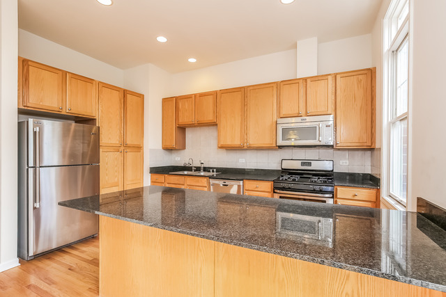 1149 E 46th St, Chicago, IL 60653 photo 6