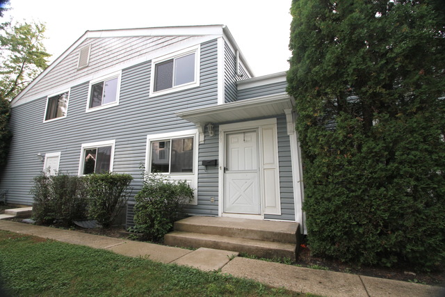 874 Cambridge Pl, Wheeling, IL 60090 photo 1