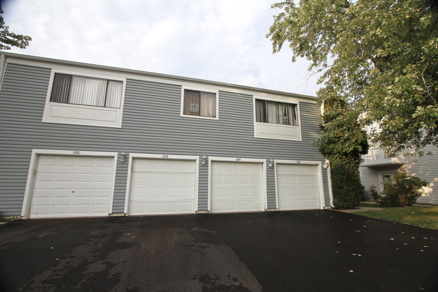 874 Cambridge Pl, Wheeling, IL 60090 photo 17