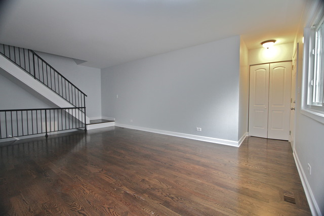 874 Cambridge Pl, Wheeling, IL 60090 photo 6