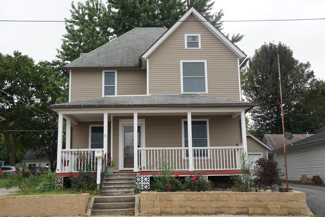  312 E 2nd St, Dixon, IL 61021 photo 1