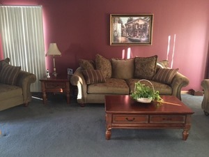 660 Kenmare Ct, Des Plaines, IL 60016 photo 2