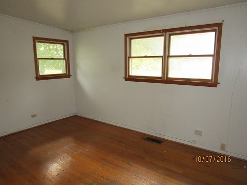 116 Warwick St, Park Forest, IL 60466 photo 5