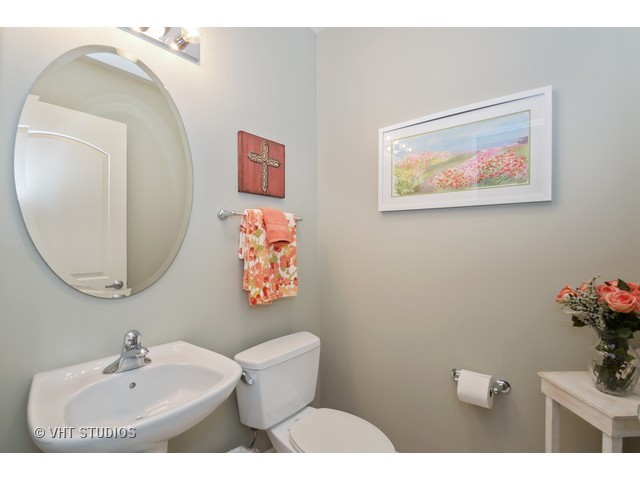 450 E Waterside Dr #1211, Chicago, IL 60601 photo 10