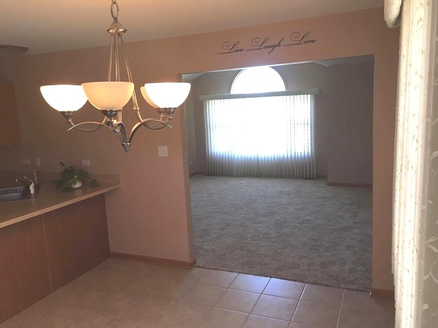 1645 Fox Hound Trl, Beecher, IL 60401 photo 4