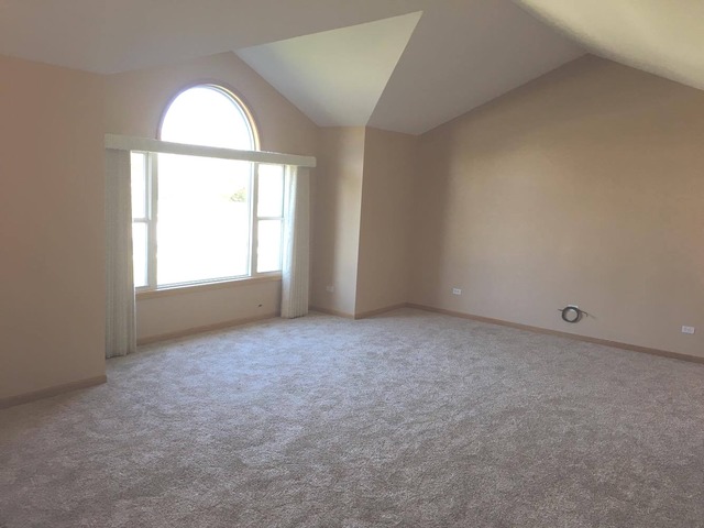 1645 Fox Hound Trl, Beecher, IL 60401 photo 2
