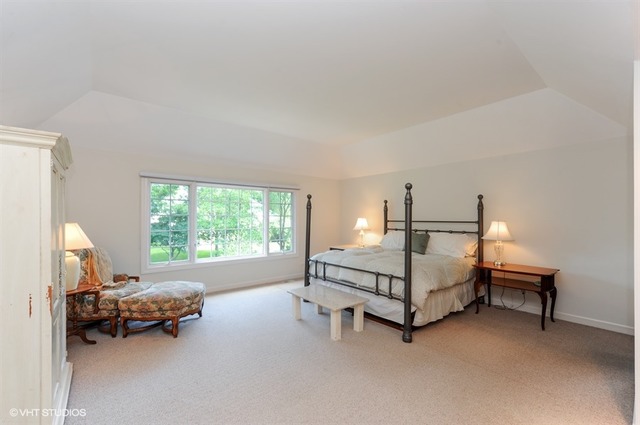 2636 Maple Ave, Northbrook, IL 60062 photo 9