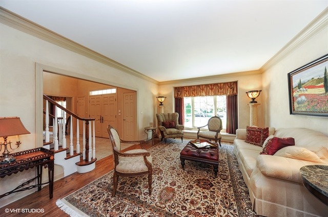 2636 Maple Ave, Northbrook, IL 60062 photo 3