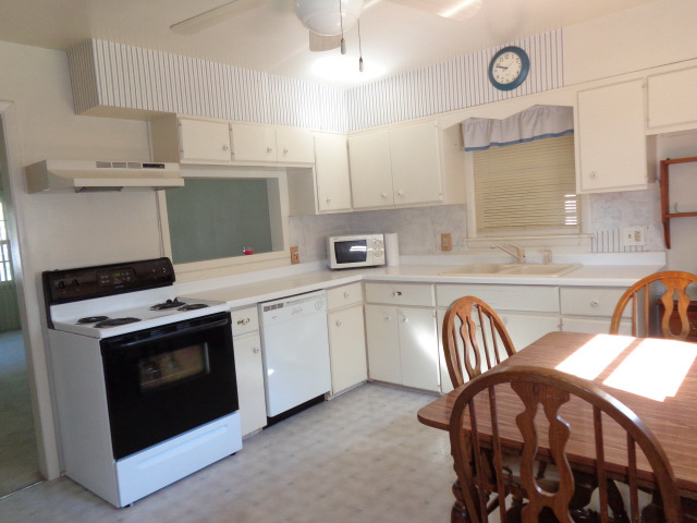 16 Richard St, Kankakee, IL 60901 photo 4