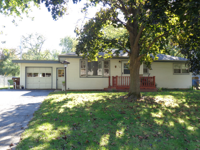16 Richard St, Kankakee, IL 60901 photo 1