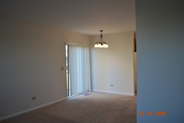 2922 Hoffman St, Plano, IL 60545 photo 2