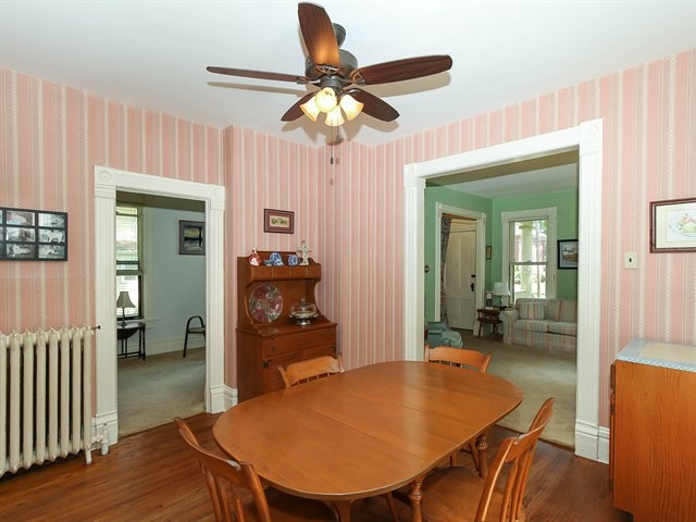718 Logan Ave, Elgin, IL 60120 photo 10