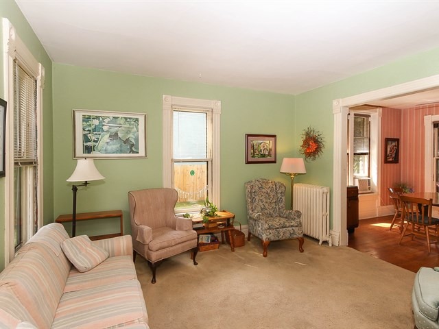 718 Logan Ave, Elgin, IL 60120 photo 3