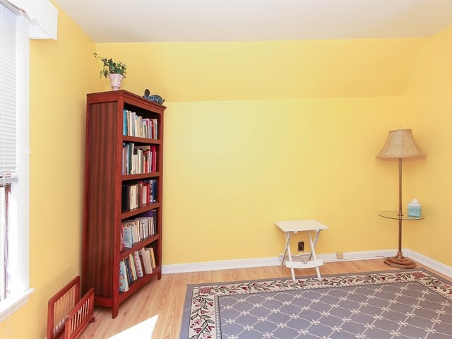 718 Logan Ave, Elgin, IL 60120 photo 19