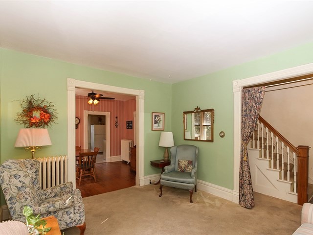 718 Logan Ave, Elgin, IL 60120 photo 6