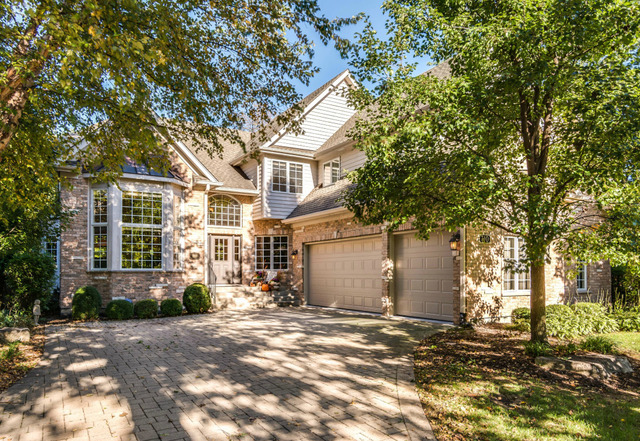 710 Willow Rd, Naperville, IL 60540 photo 1
