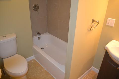 1150 Bangs St, Aurora, IL 60505 photo 16