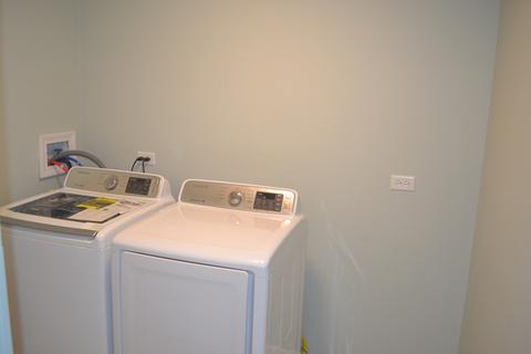 1150 Bangs St, Aurora, IL 60505 photo 13