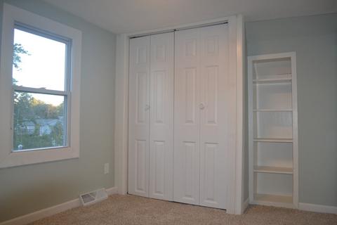 1150 Bangs St, Aurora, IL 60505 photo 14
