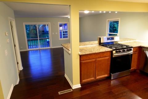 1150 Bangs St, Aurora, IL 60505 photo 3