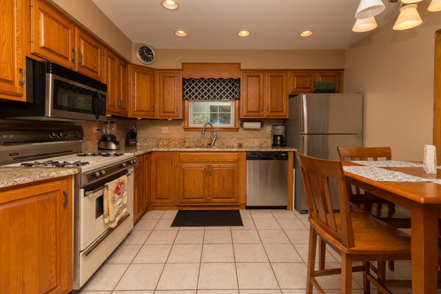 4 N141 Verrill Ave, Addison, IL 60101 photo 3