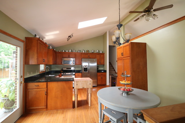1302 Prodehl Dr, Lockport, IL 60441 photo 17