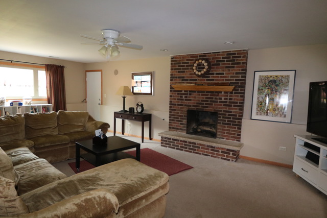 1302 Prodehl Dr, Lockport, IL 60441 photo 11