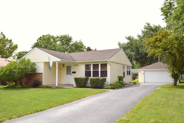 3711 Dove St, Rolling Meadows, IL 60008 photo 1