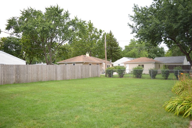 3711 Dove St, Rolling Meadows, IL 60008 photo 16