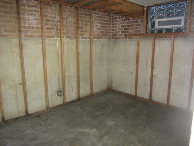 621 E 88th Pl, Chicago, IL 60619 photo 12