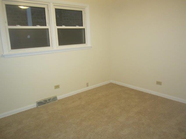 621 E 88th Pl, Chicago, IL 60619 photo 6