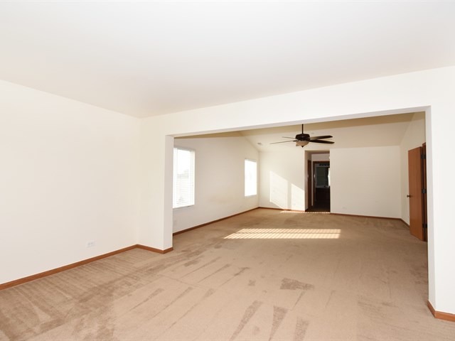 719 Christopher St, Plano, IL 60545 photo 12