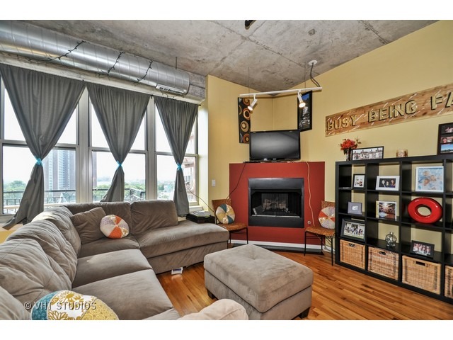 6 S Laflin St #719, Chicago, IL 60607 photo 2