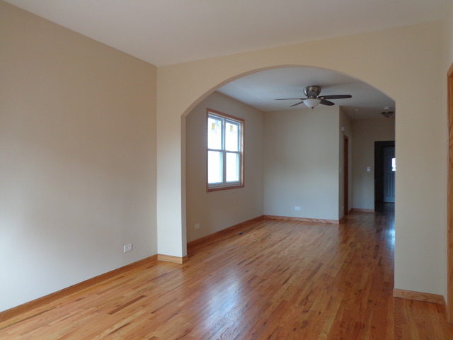 332 E 116th St, Chicago, IL 60628 photo 5