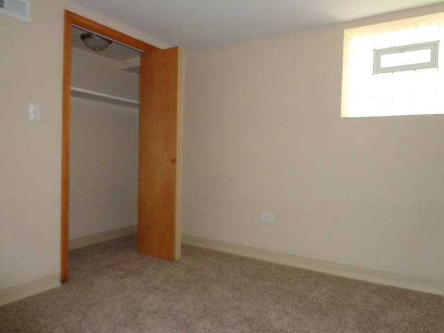 332 E 116th St, Chicago, IL 60628 photo 17
